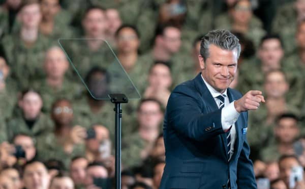 Мишустин заявил о снижении доллара в торговле с КНР до уровня погрешности