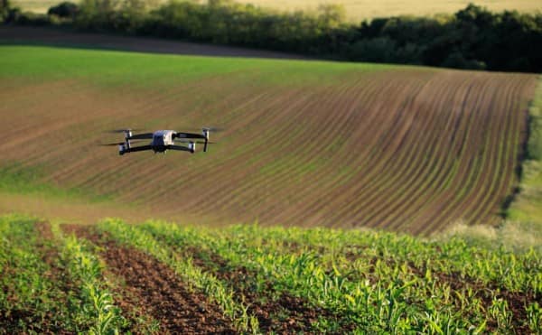 Эффективные помощники: где и для чего нужны беспилотники