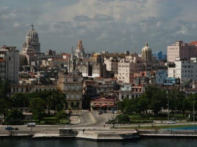 «Женись на нашей дочери»: российским туристам разъяснили правила посещения Кубы «Женись на нашей дочери»: российским туристам разъяснили правила посещения Кубы