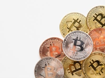 «С биткойном не вздумайте связываться»: экономист назвал самые рискованные вложения «С биткойном не вздумайте связываться»: экономист назвал самые рискованные вложения