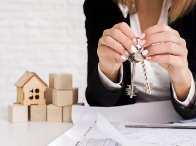 Названо имя покупательниц, которые чаще всего приобретали квартиры в 2024 году Названо имя покупательниц, которые чаще всего приобретали квартиры в 2024 году