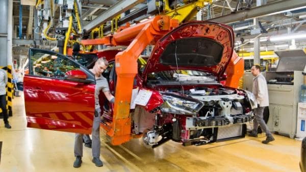 Выпуск Lada Iskra начнется в Петербурге в сентябре Выпуск Lada Iskra начнется в Петербурге в сентябре