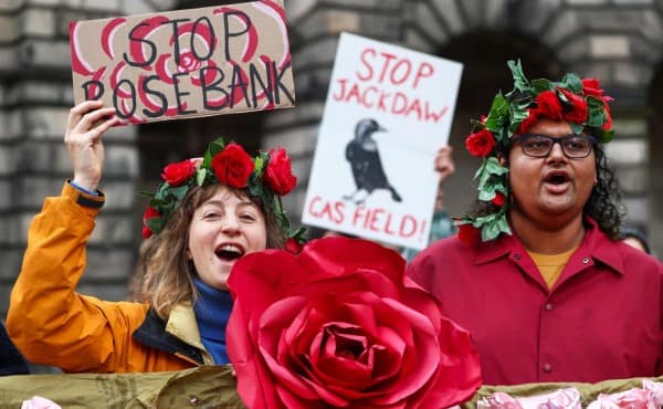 В Британии отменили право осваивать крупнейшее месторождение нефти и газа В Британии отменили право осваивать крупнейшее месторождение нефти и газа