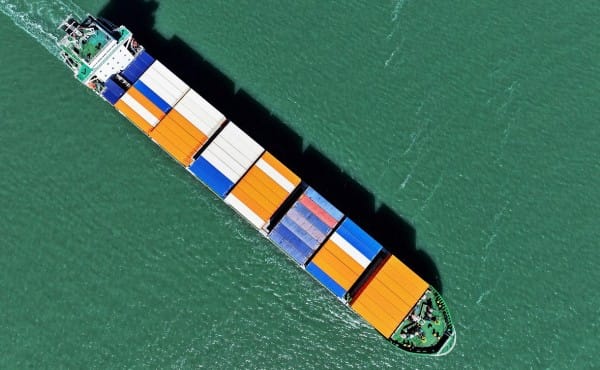 FT рассказала, кому грозит «двойной удар» от торговой войны США и Китая FT рассказала, кому грозит «двойной удар» от торговой войны США и Китая