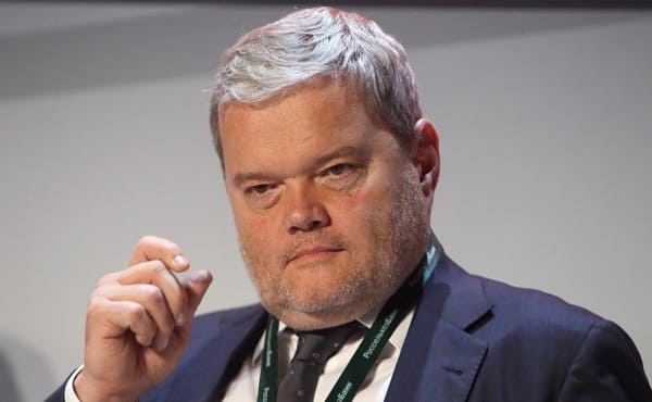 Топ-менеджер Россельхозбанка возглавит «Росгеологию» Топ-менеджер Россельхозбанка возглавит «Росгеологию»