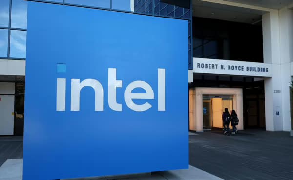 Администрация Трампа начала переговоры о покупке доли в Intel Администрация Трампа начала переговоры о покупке доли в Intel