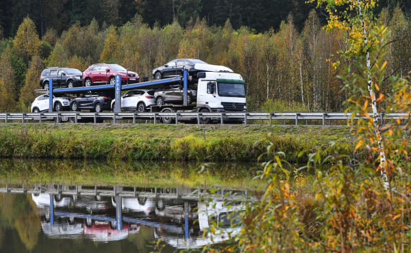Импорт подержанных иномарок в Россию обновил двухлетний максимум Импорт подержанных иномарок в Россию обновил двухлетний максимум