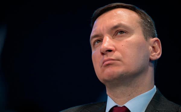 Глава АЛРОСА сообщил о сокращении топ-менеджеров и оптимизации инвестиций Глава АЛРОСА сообщил о сокращении топ-менеджеров и оптимизации инвестиций