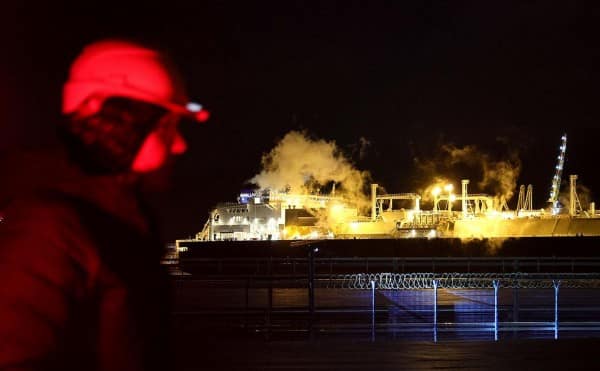 Подачу газа из России в Армению приостановили на два дня Подачу газа из России в Армению приостановили на два дня