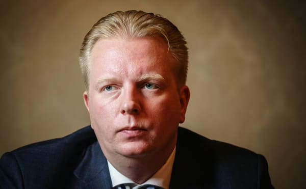 В Англии разграбили три особняка экс-главы РАО Федотова В Англии разграбили три особняка экс-главы РАО Федотова