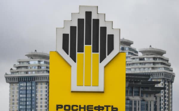 США дали месяц на сворачивание операций с «Роснефтью» и ЛУКОЙЛом